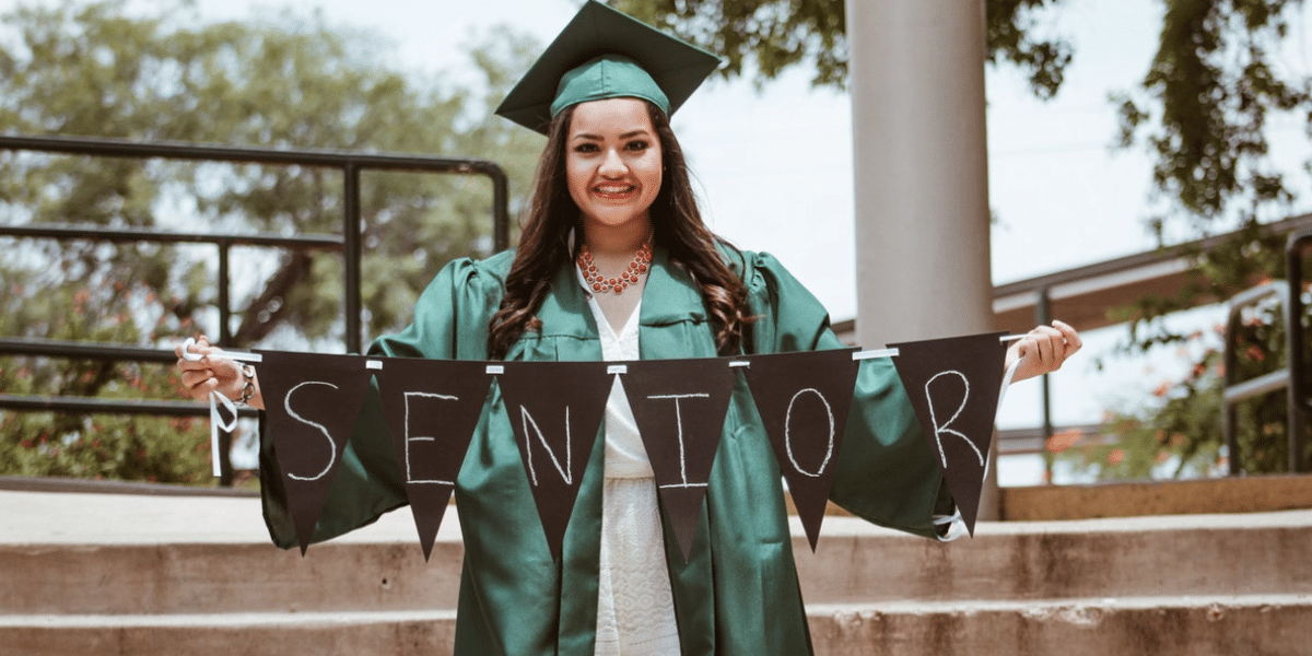 3 Healthcare Documents Your Adult Children Should Sign : photo of high school senior